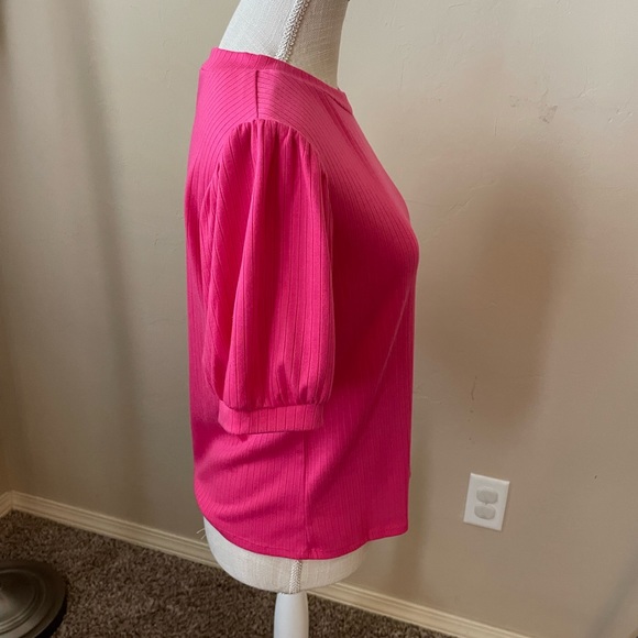 June & Hudson Hot Pink Puff Sleeve Top - Picture 4 of 7